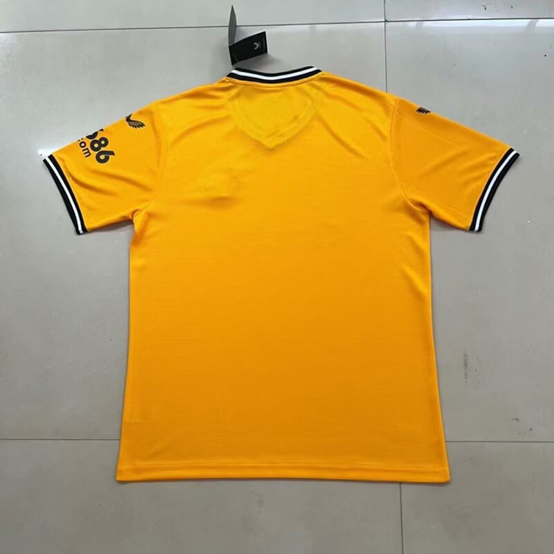 Camiseta Wolverhampton Wanderers 2023/2024 Home